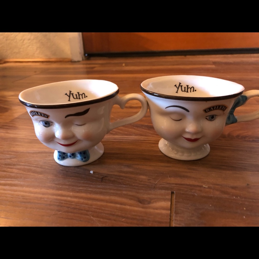 Matching pair of Bailey’s coffee cups
